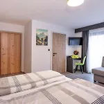 Bed and breakfast Sieglinde Color Sölden